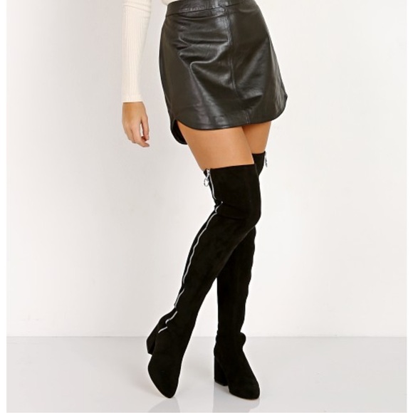 REVOLVE BB Dakota 100% leather skirt NWT!! - Picture 2 of 9